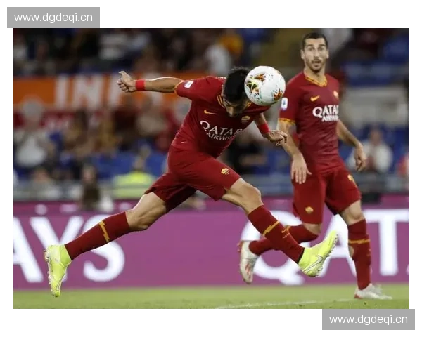 意大利足球联赛最新排名分析与各队表现亮点解析